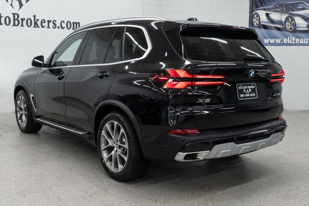 Used 2026 BMW X5 xDrive40i AWD/4WD image 59