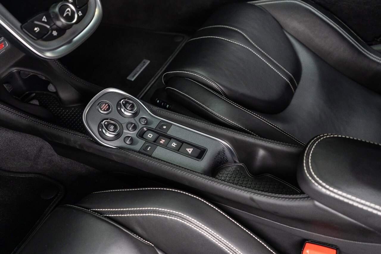 Used 2019 McLaren 570S Coupe RWD image 62