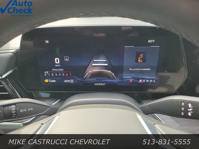 Used 2025 Chevrolet Suburban Premier AWD/4WD image 13