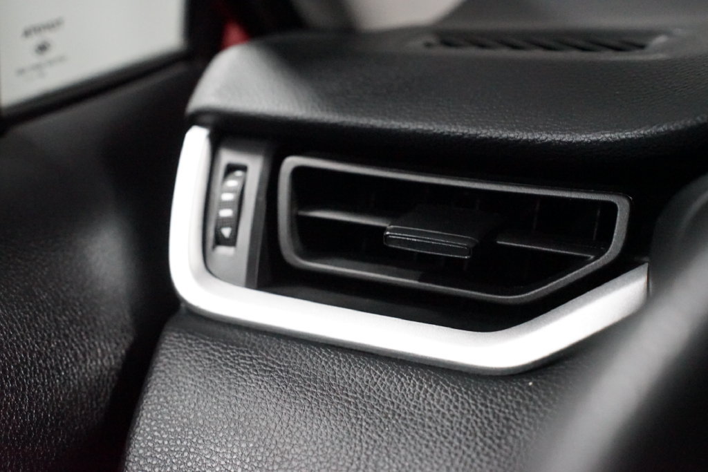 Certified 2025 Toyota RAV4 LE FWD image 24