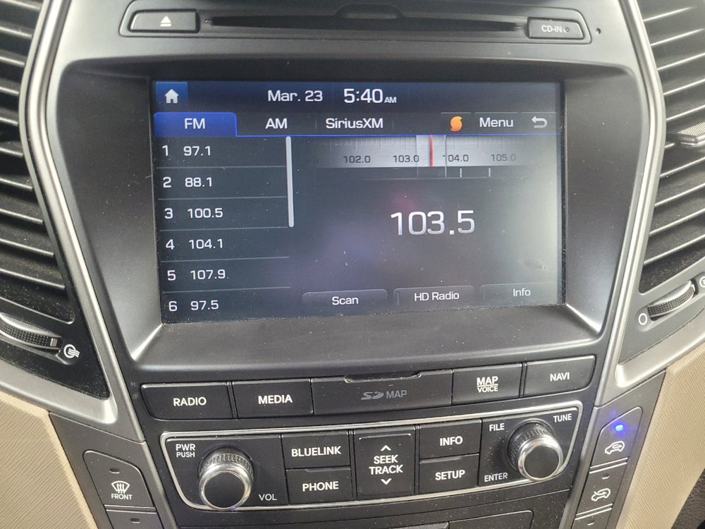 Used 2018 Hyundai Santa Fe Limited FWD image 25