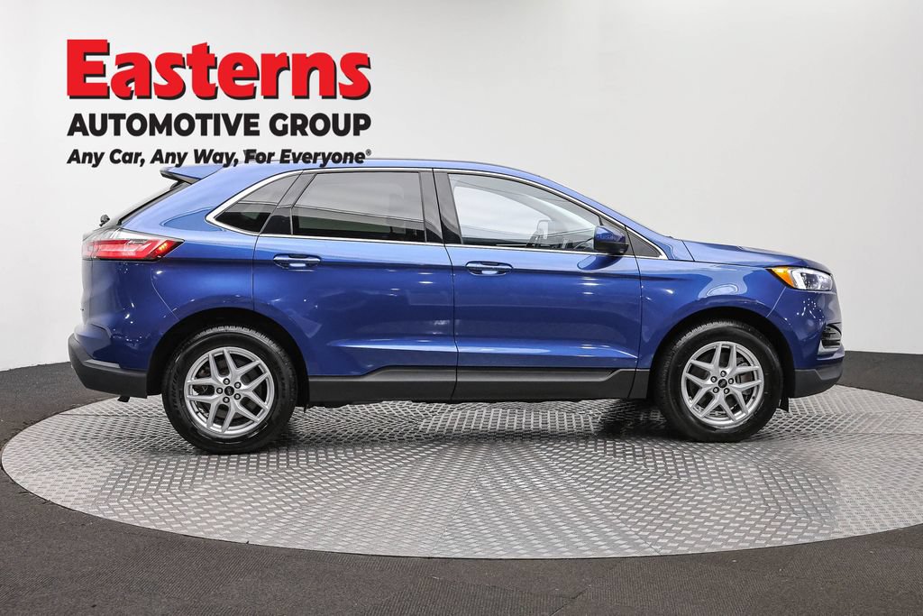 Used 2023 Ford Edge SEL AWD/4WD image 4