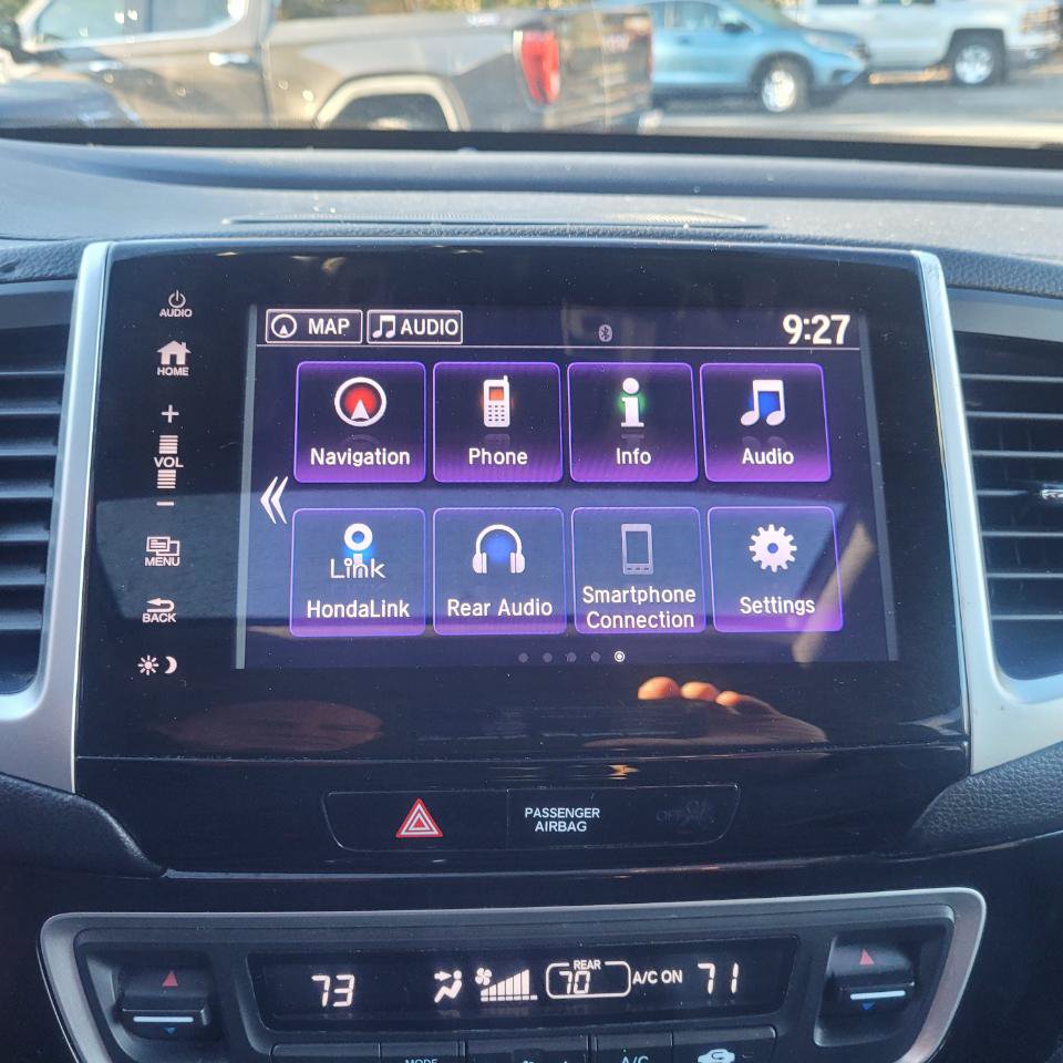 Used 2017 Honda Pilot Elite image 24