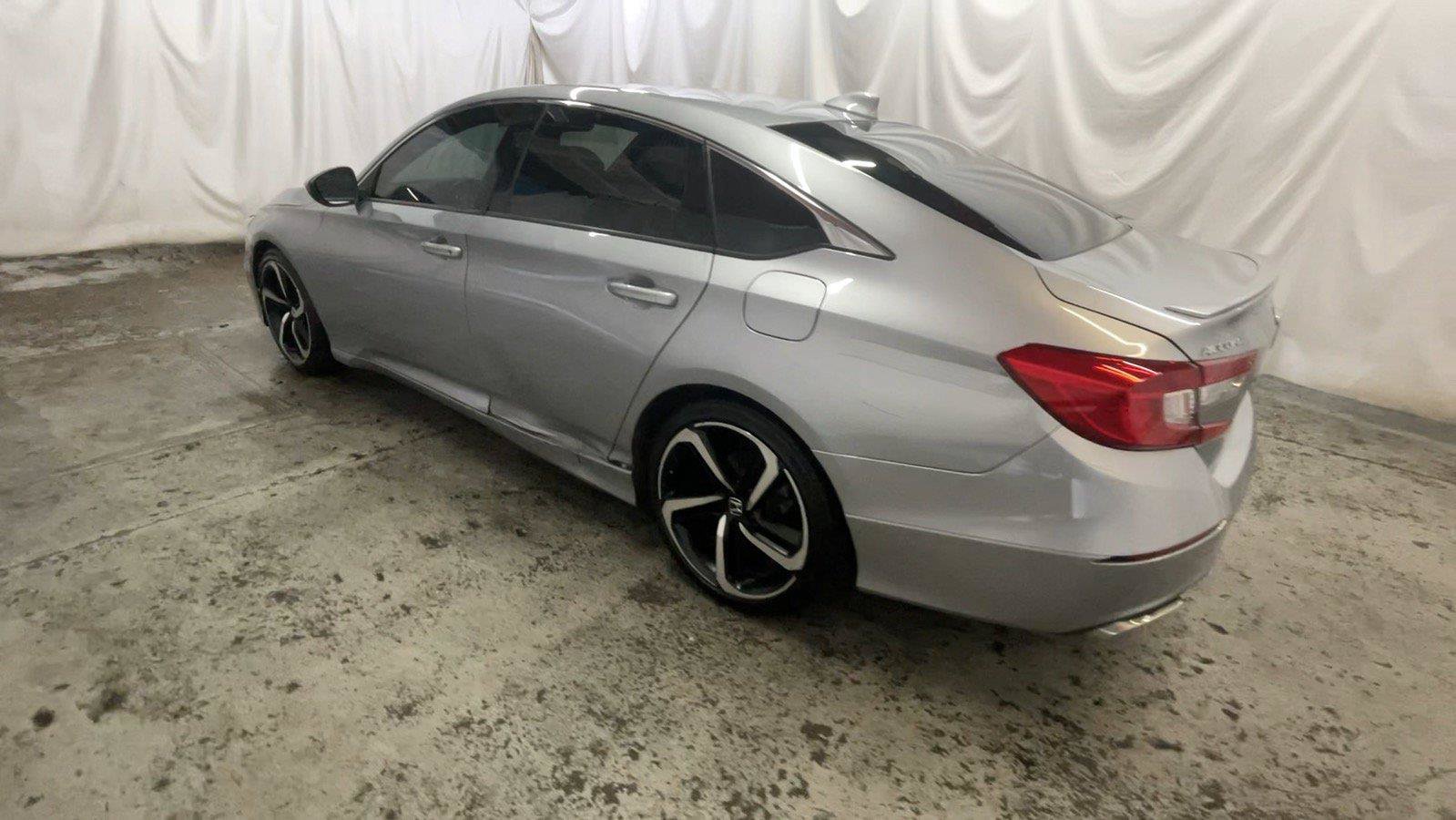 Used 2020 Honda Accord Sport image 10
