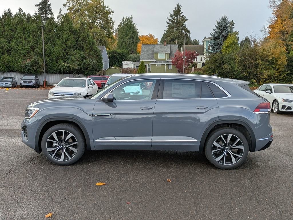 New 2026 Volkswagen Atlas Cross Sport SEL Premium R-Line image 2