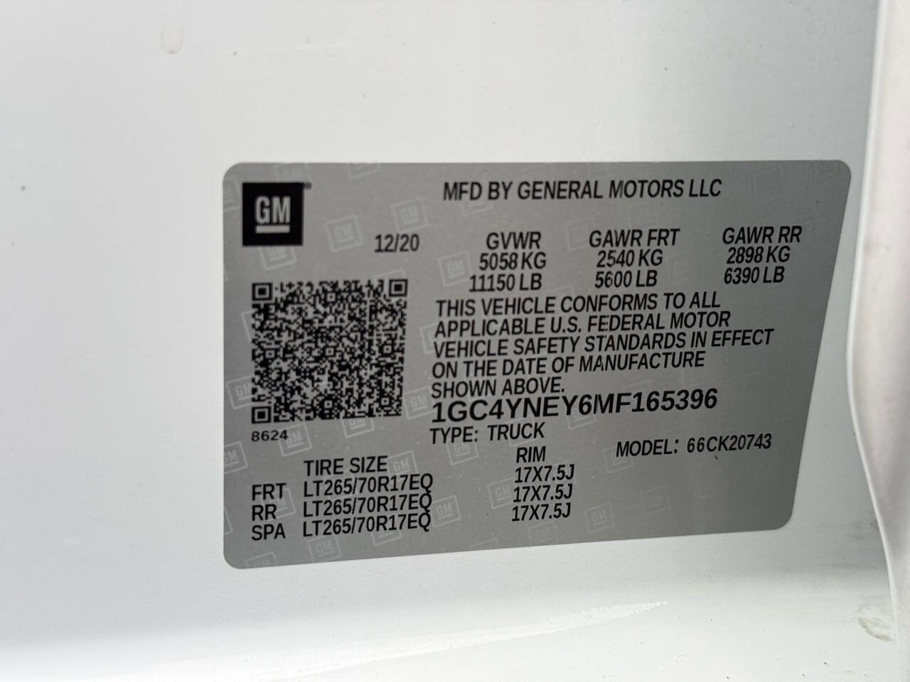 Used 2021 Chevrolet Silverado 2500 LT w/ Convenience Package image 29