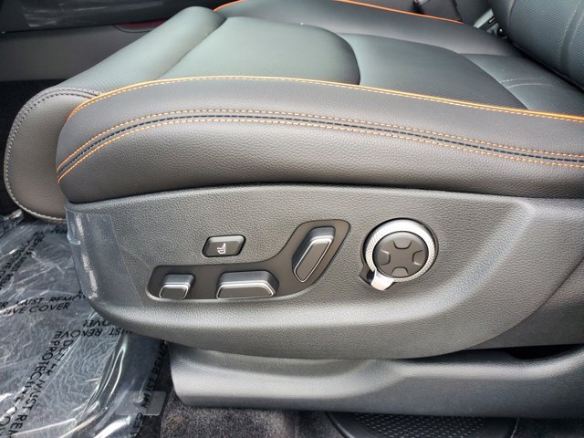 New 2026 Genesis GV70 3.5T Sport Advanced AWD/4WD image 11