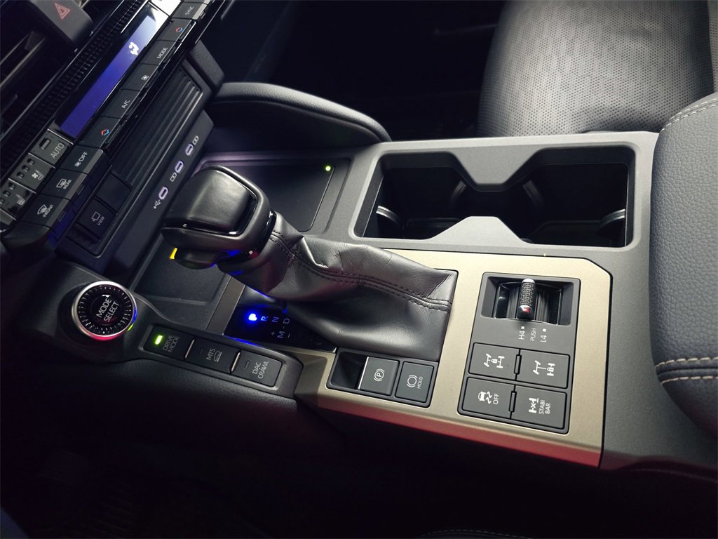 Used 2024 Toyota Land Cruiser image 26