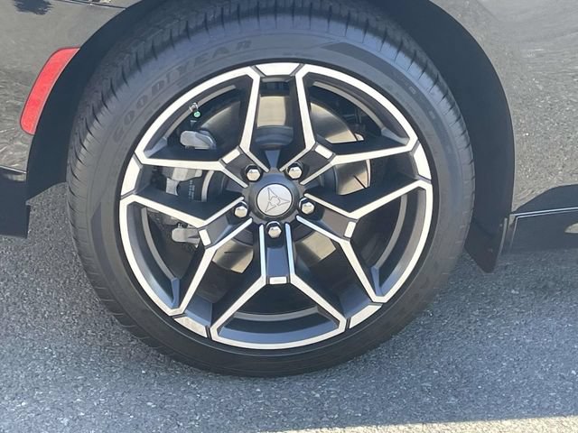 Used 2026 Dodge Charger Scat Pack AWD/4WD image 8