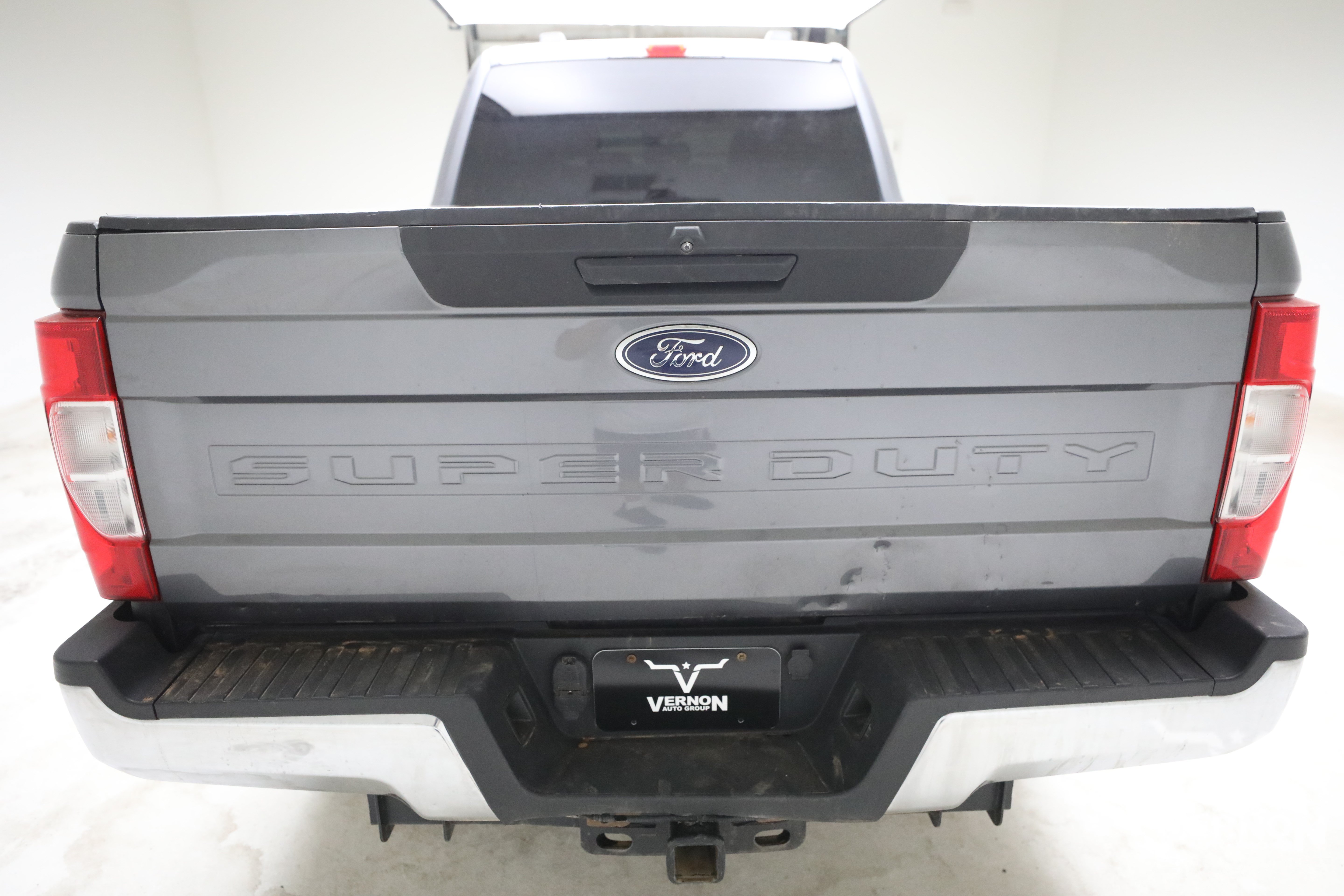 Used 2022 Ford F250 XL w/ STX Appearance Package AWD/4WD image 3