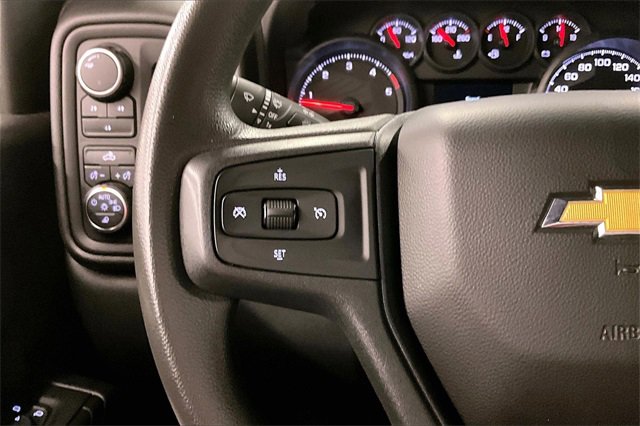 Used 2023 Chevrolet Silverado 2500 Custom image 23