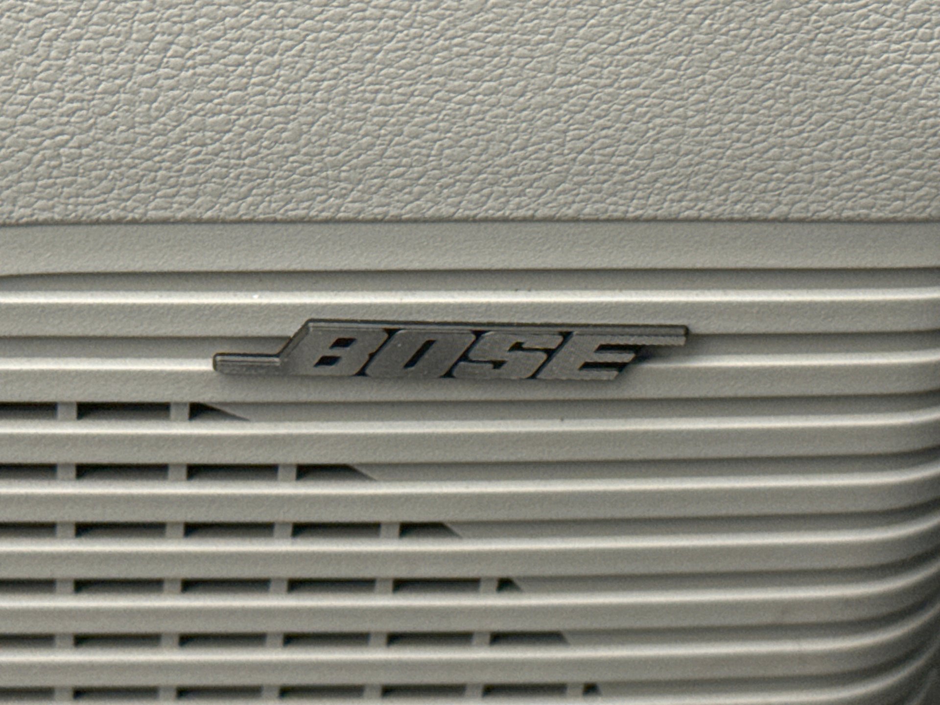 Used 2024 Hyundai Kona Limited image 17