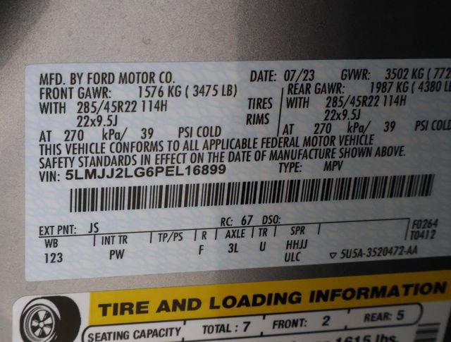 Used 2023 Lincoln Navigator Reserve image 23