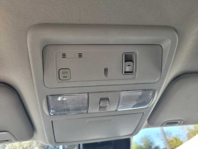Used 2021 Nissan Titan SV w/ SV Convenience Package AWD/4WD image 22