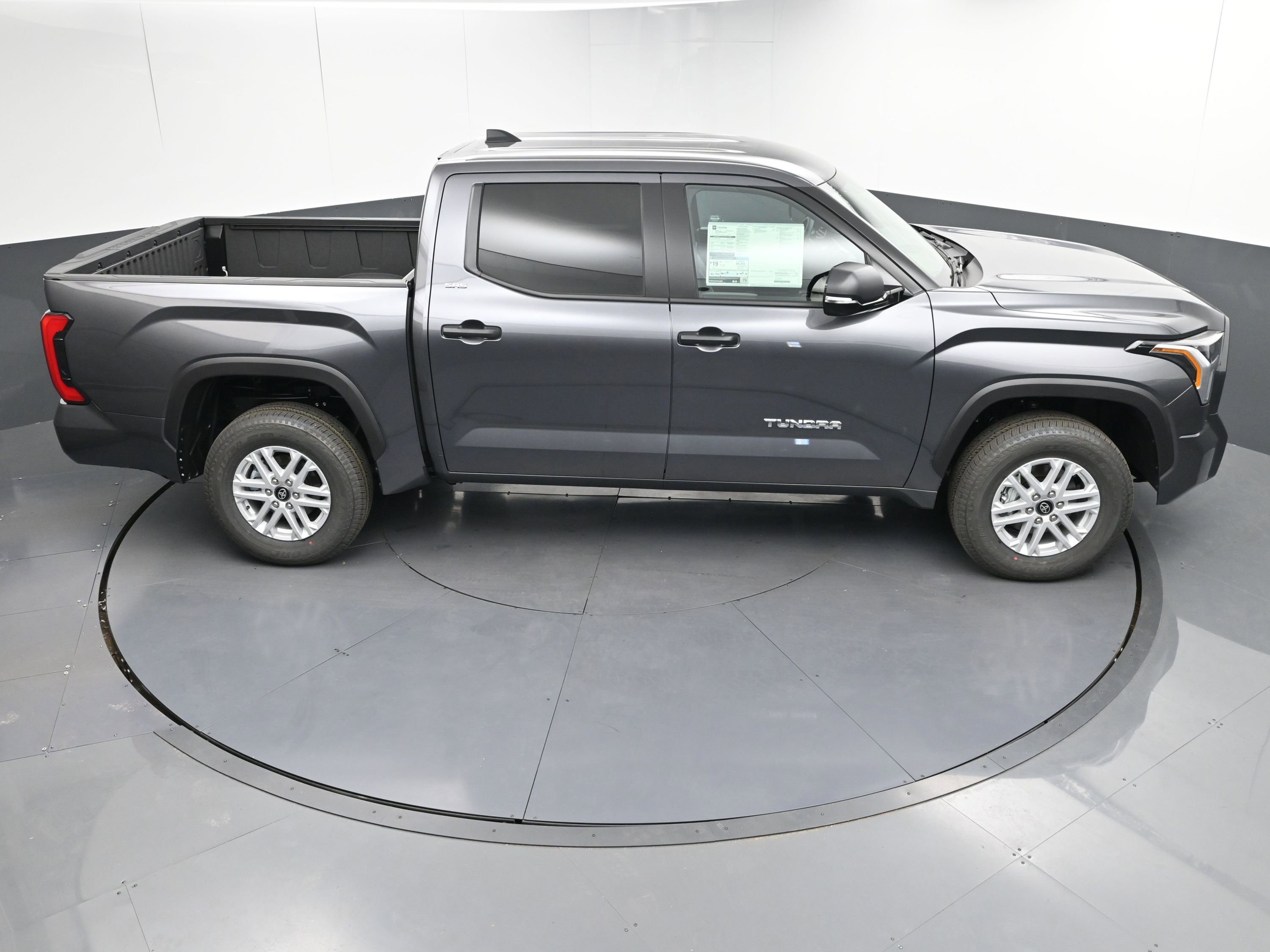 Used 2025 Toyota Tundra SR5 image 30