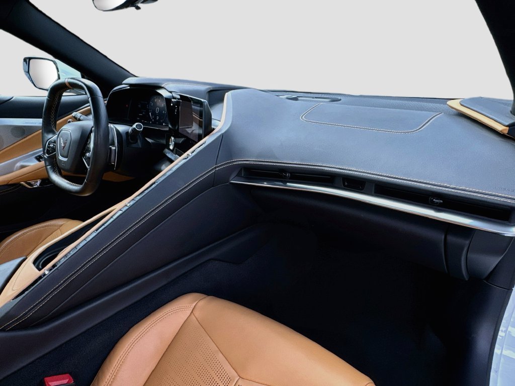 Used 2020 Chevrolet Corvette Stingray Preferred Conv w/ 2LT Preferred Equipment Group RWD image 33