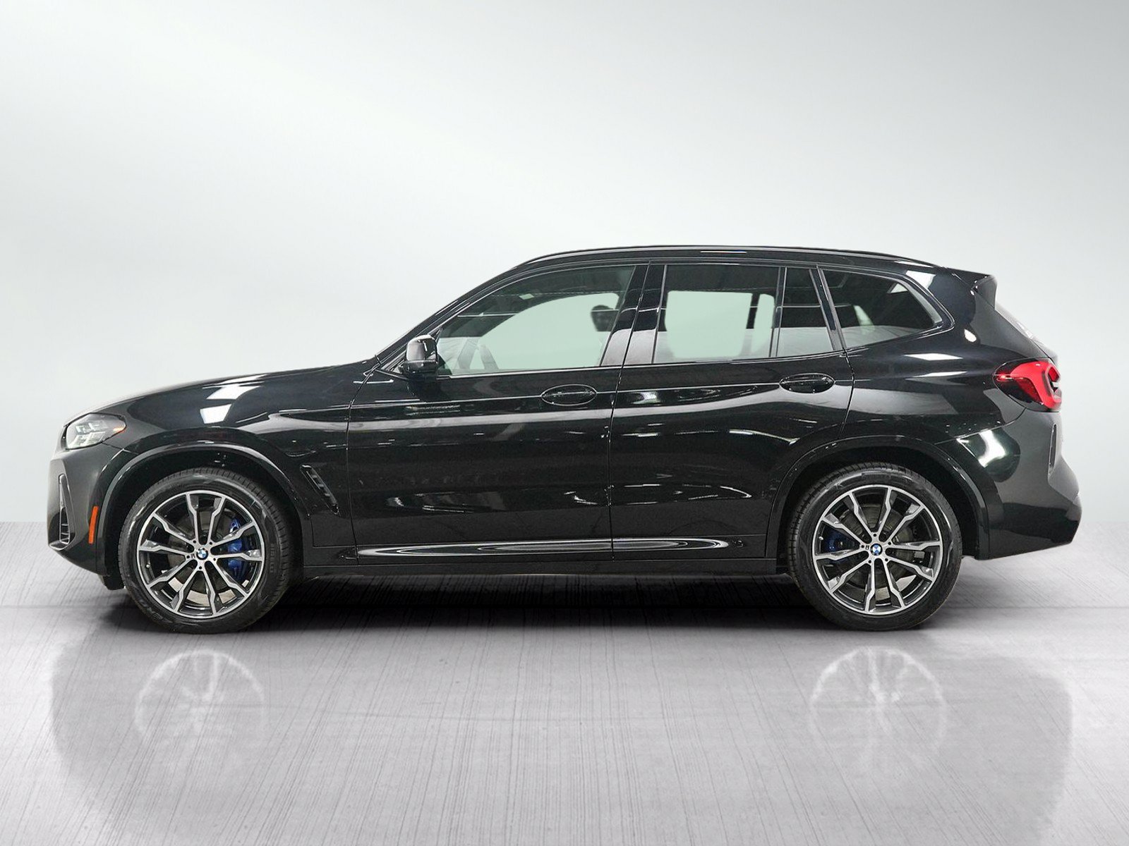 Used 2022 BMW X3 xDrive30i AWD/4WD image 2
