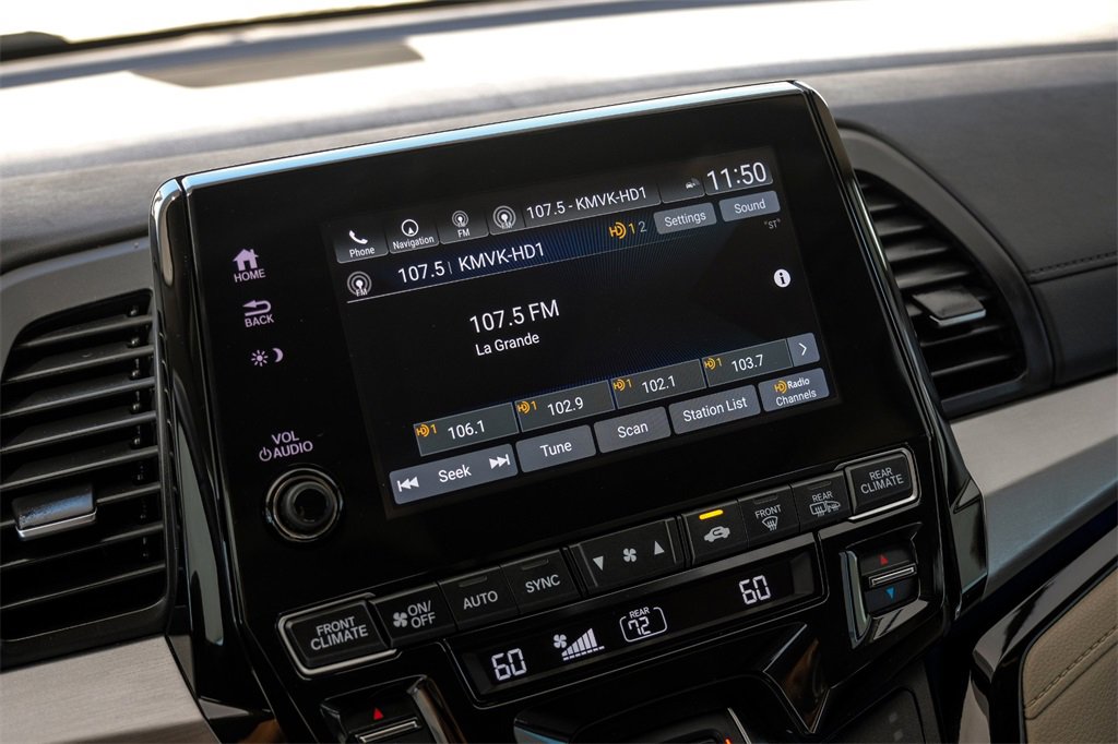 Used 2023 Honda Odyssey Touring image 31