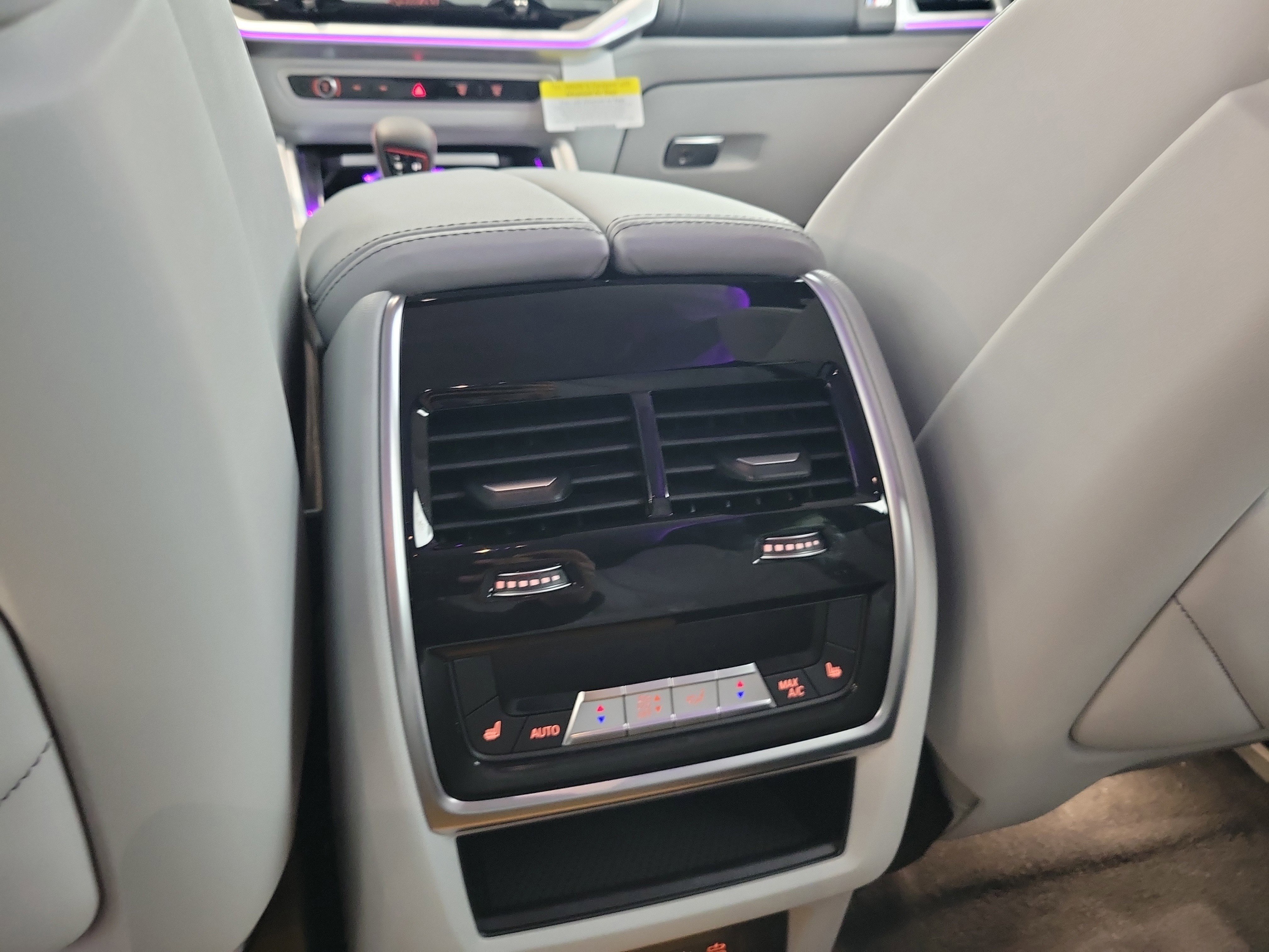 New 2026 BMW XM Label Red image 9