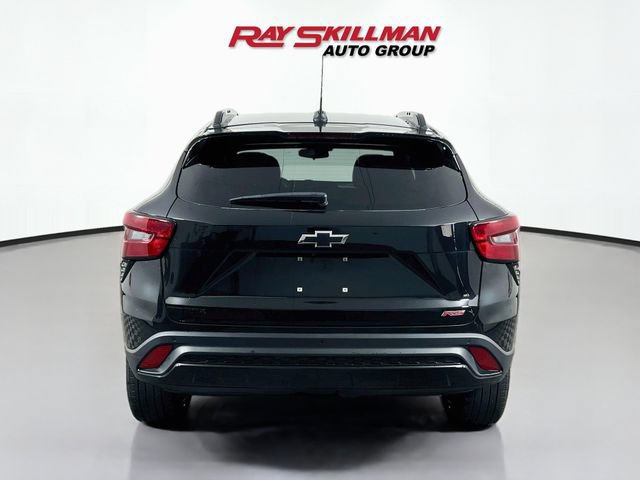 Used 2024 Chevrolet Trax RS w/ Driver Confidence Package FWD image 6