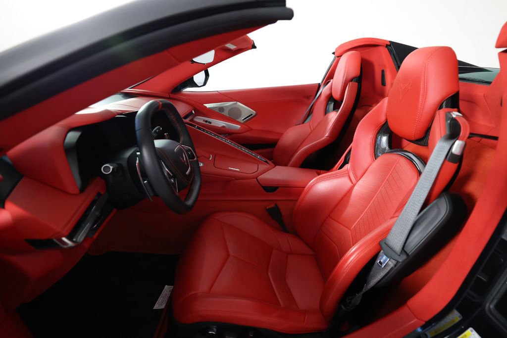 Used 2024 Chevrolet Corvette Stingray Premium Conv w/ Z51 Performance Package RWD image 14
