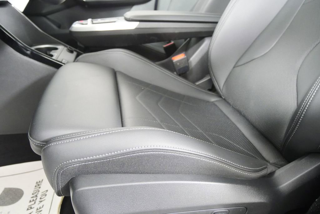 Certified 2025 BMW X1 xDrive28i AWD/4WD image 9