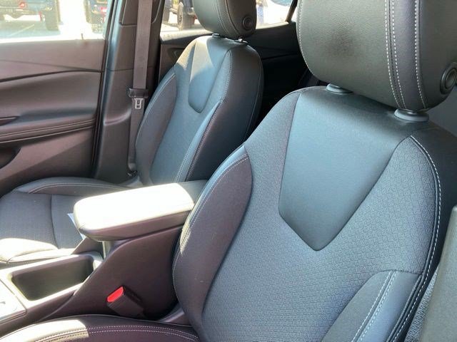Used 2024 Buick Encore GX Preferred w/ Comfort Package AWD/4WD image 13