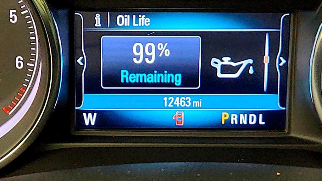 Used 2020 Buick Envision Essence w/ Experience Buick Package FWD image 16
