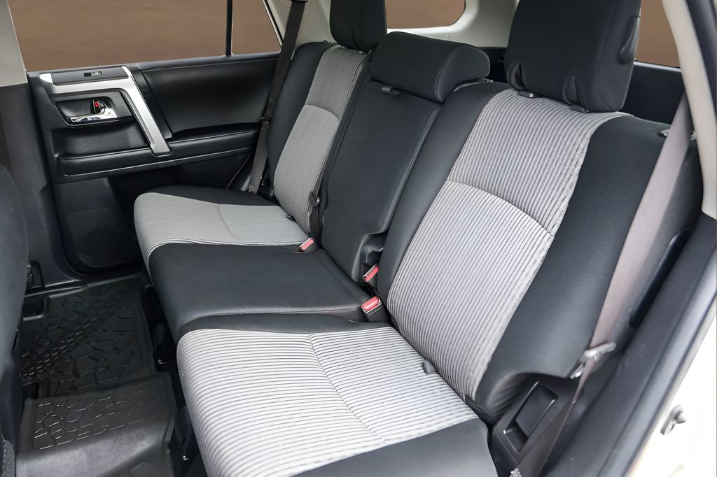 Used 2022 Toyota 4Runner SR5 AWD/4WD image 24