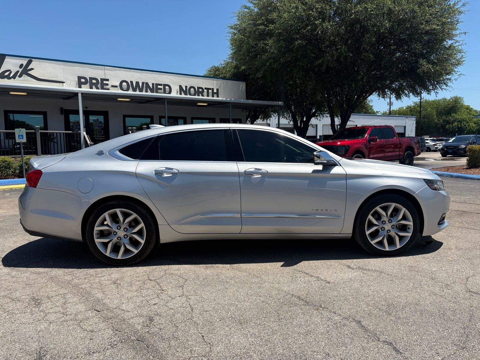 Used 2020 Chevrolet Impala Premier FWD image 2