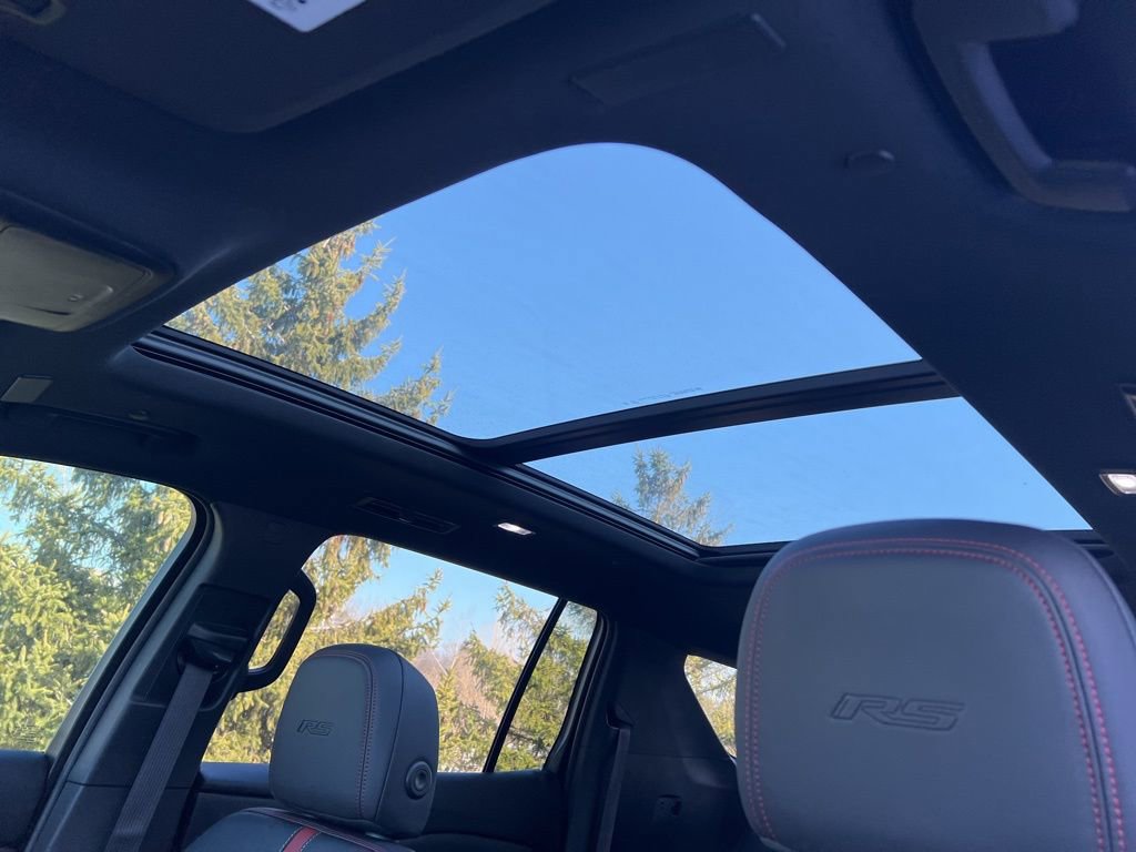 Used 2024 Chevrolet Traverse RS w/ LPO, Floor Liner Package image 12