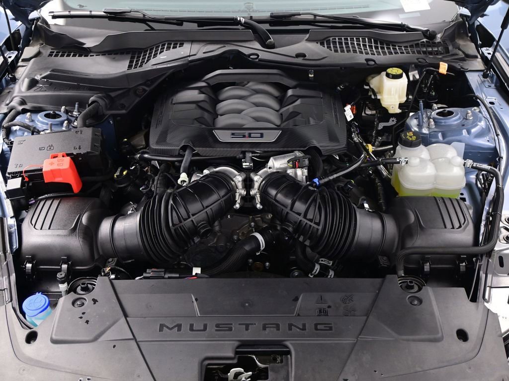 Used 2025 Ford Mustang GT RWD image 25