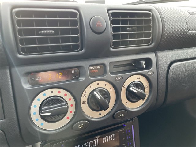 Used 2001 Toyota MR2 image 17