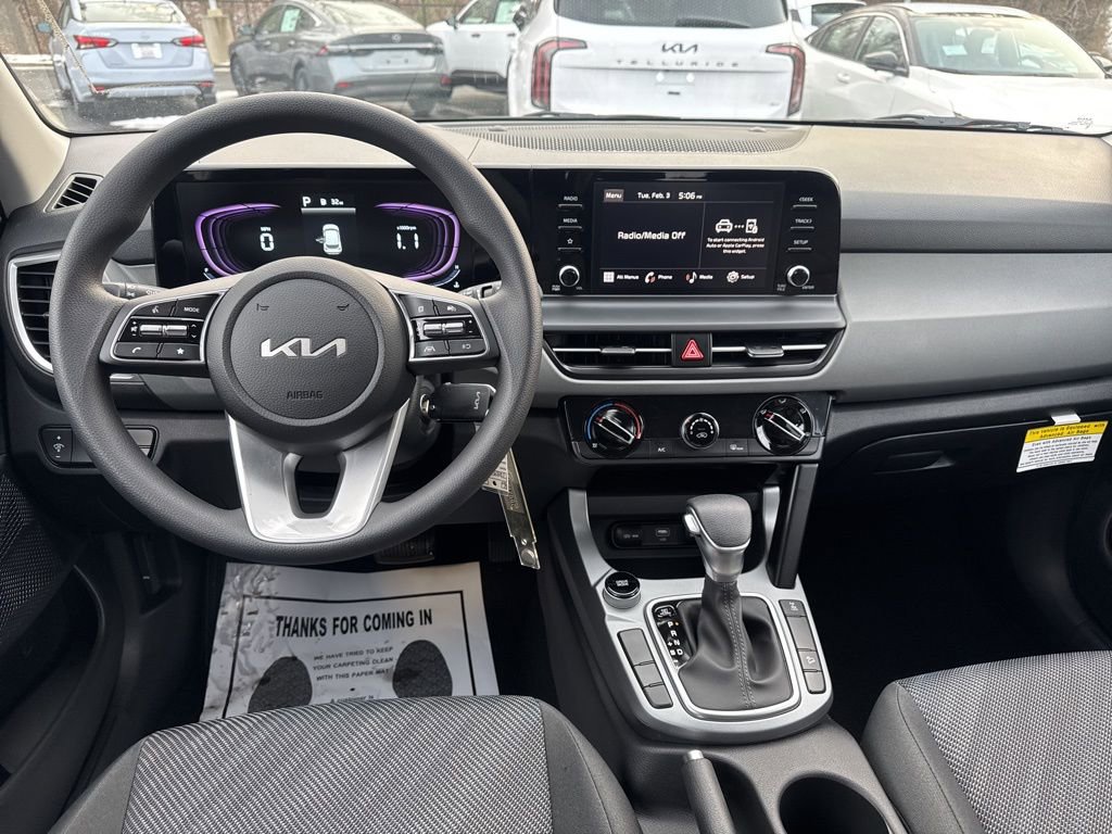 New 2026 Kia Seltos LX image 12