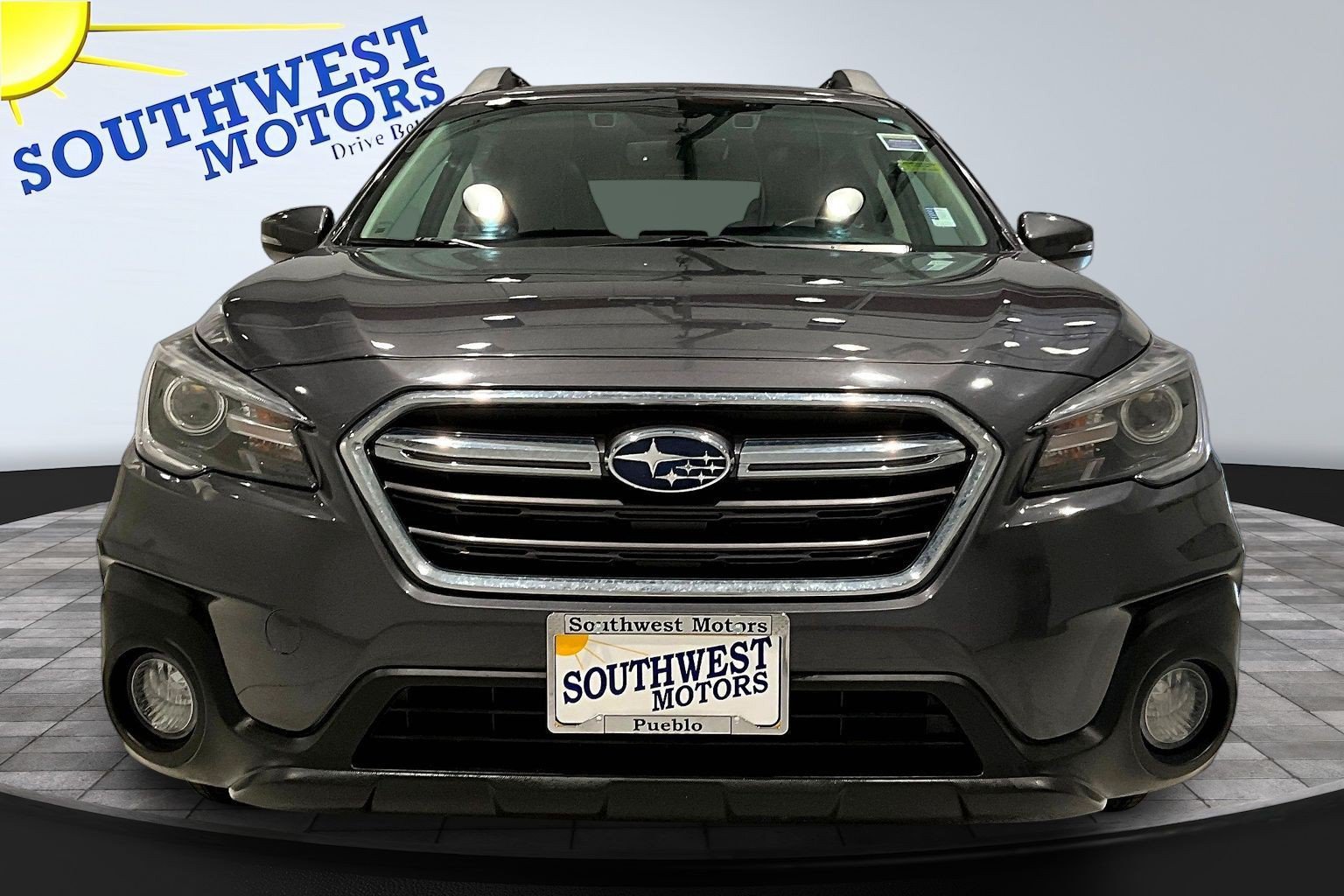 Used 2019 Subaru Outback 2.5i Limited AWD/4WD image 2