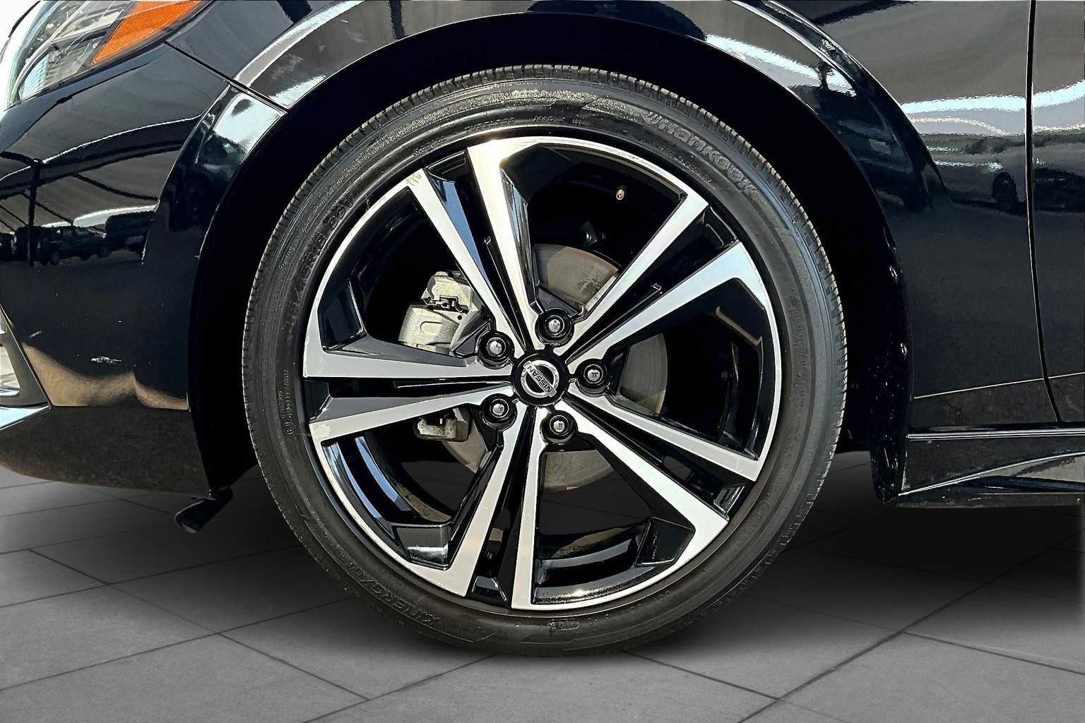 Used 2023 Nissan Sentra SR image 10