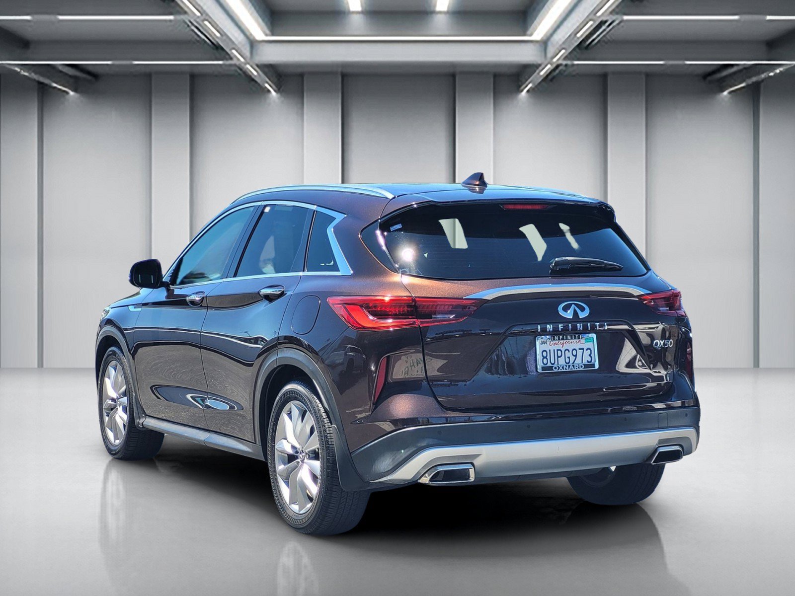 Used 2020 INFINITI QX50 Luxe w/ Navigation Package FWD image 7
