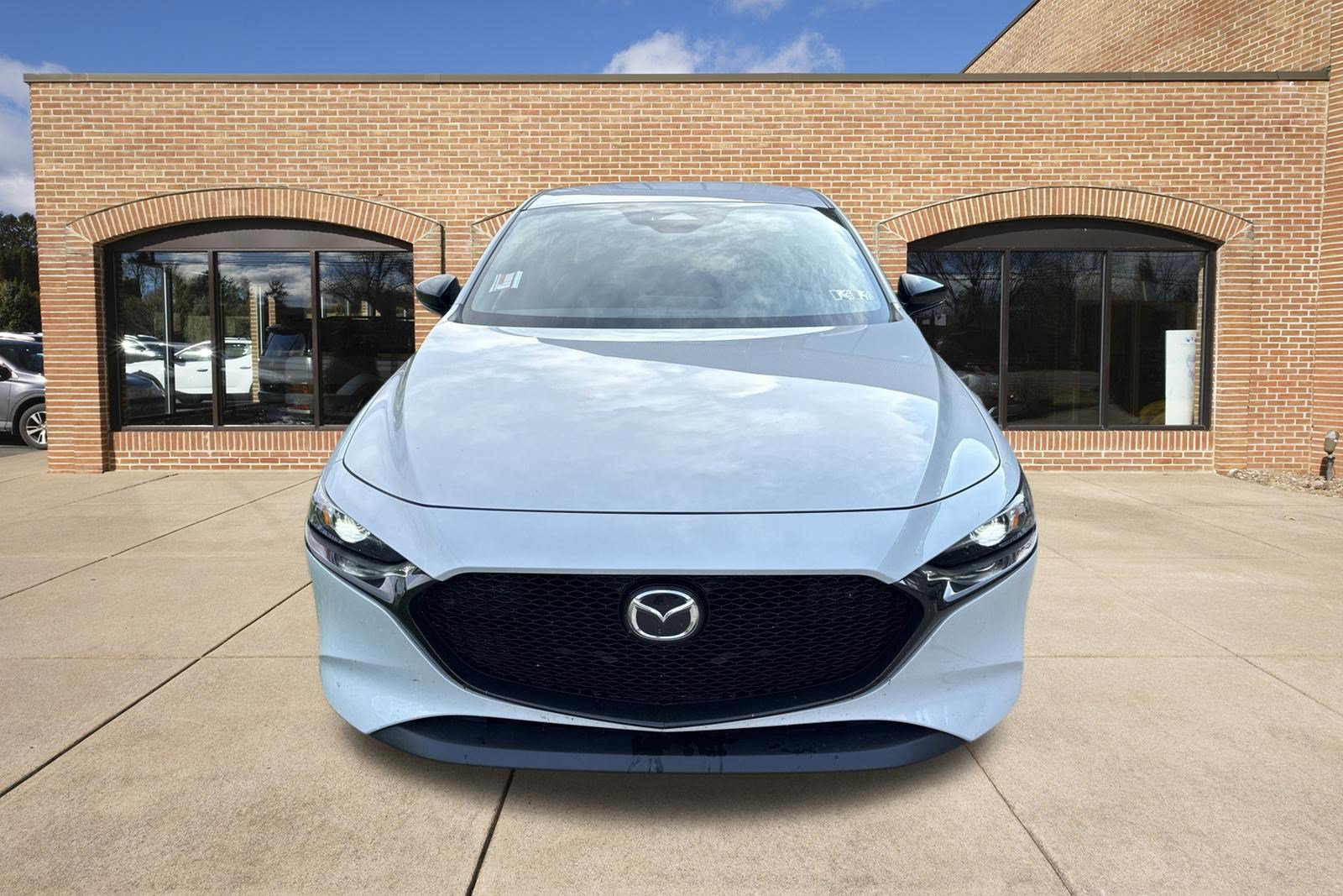 Certified 2025 MAZDA MAZDA3 s Sport w/ Appearance Package FWD image 8
