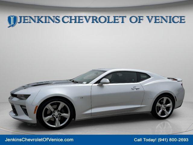 Used 2018 Chevrolet Camaro SS RWD image 10