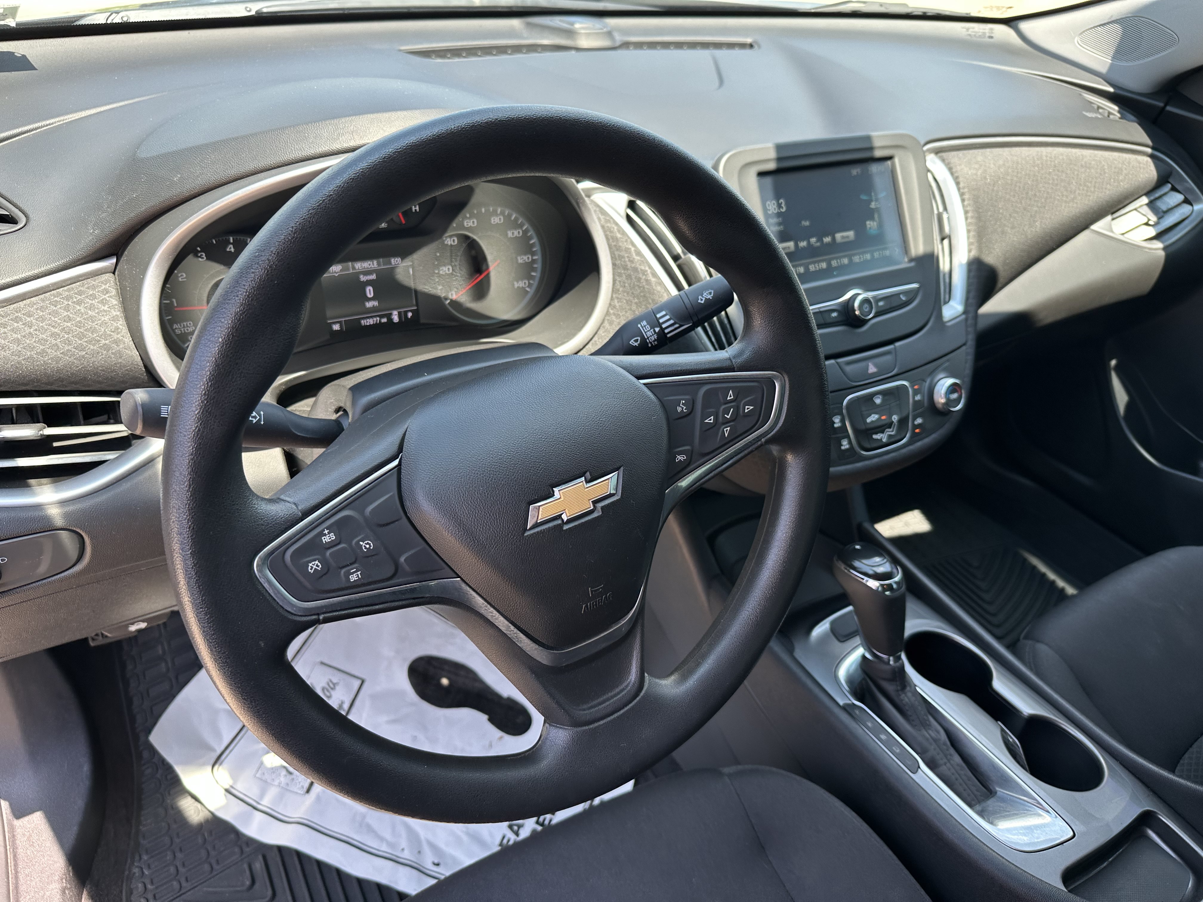 Used 2017 Chevrolet Malibu LS FWD image 9