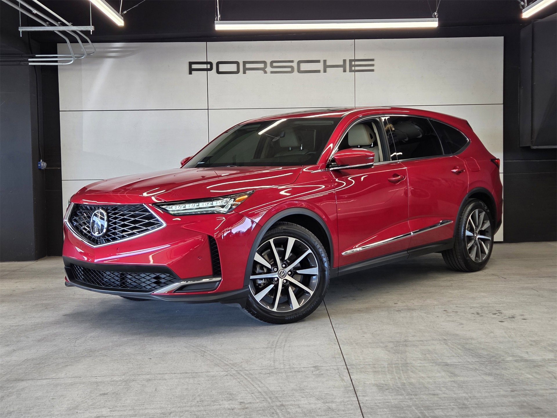 Used 2025 Acura MDX w/ Technology Package image 1