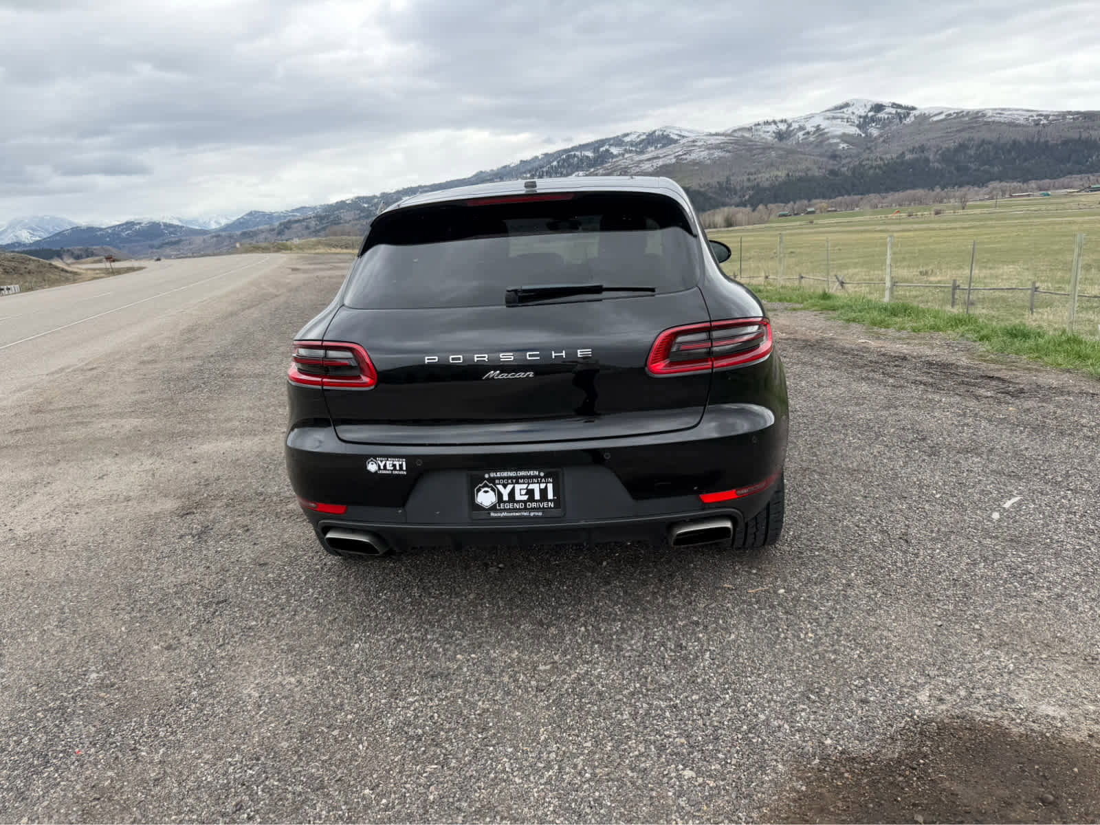 Used 2018 Porsche Macan image 11