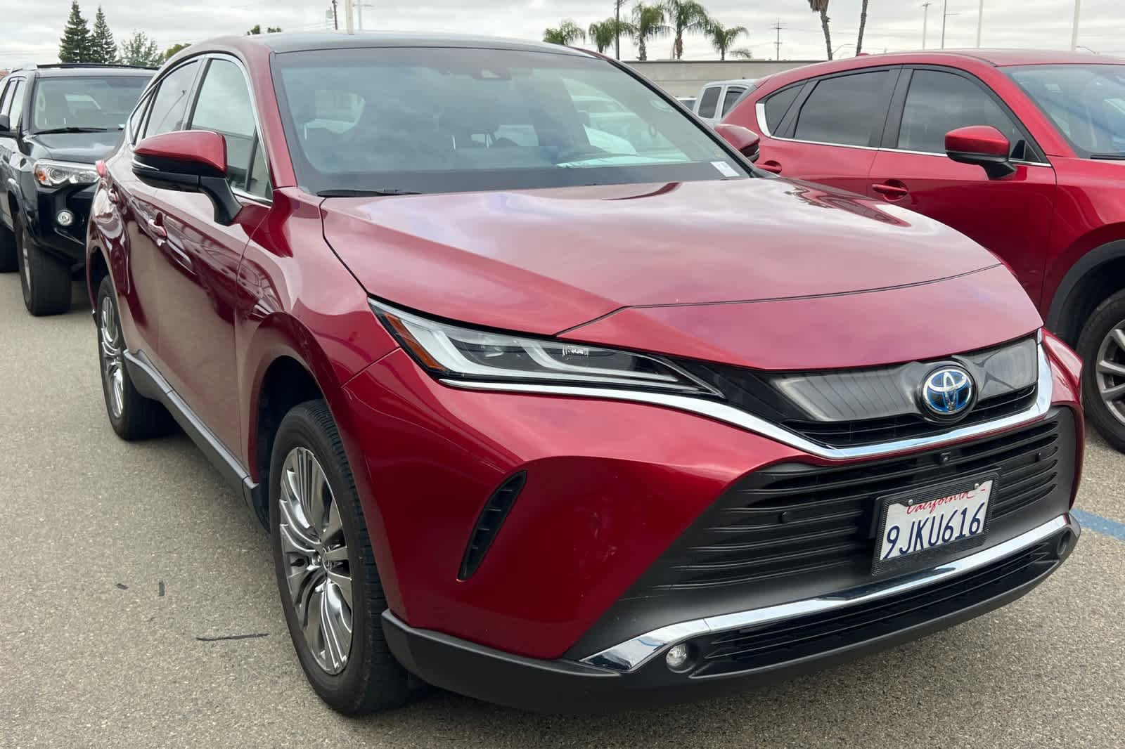Used 2023 Toyota Venza Limited AWD/4WD image 3