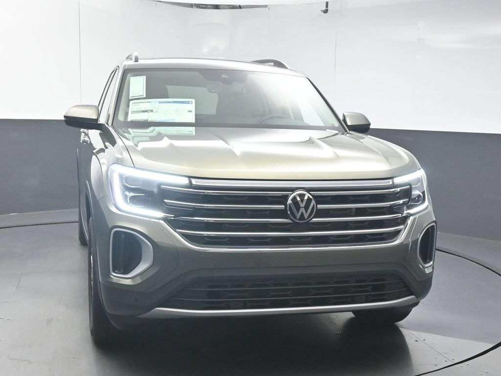 New 2026 Volkswagen Atlas SE FWD image 3