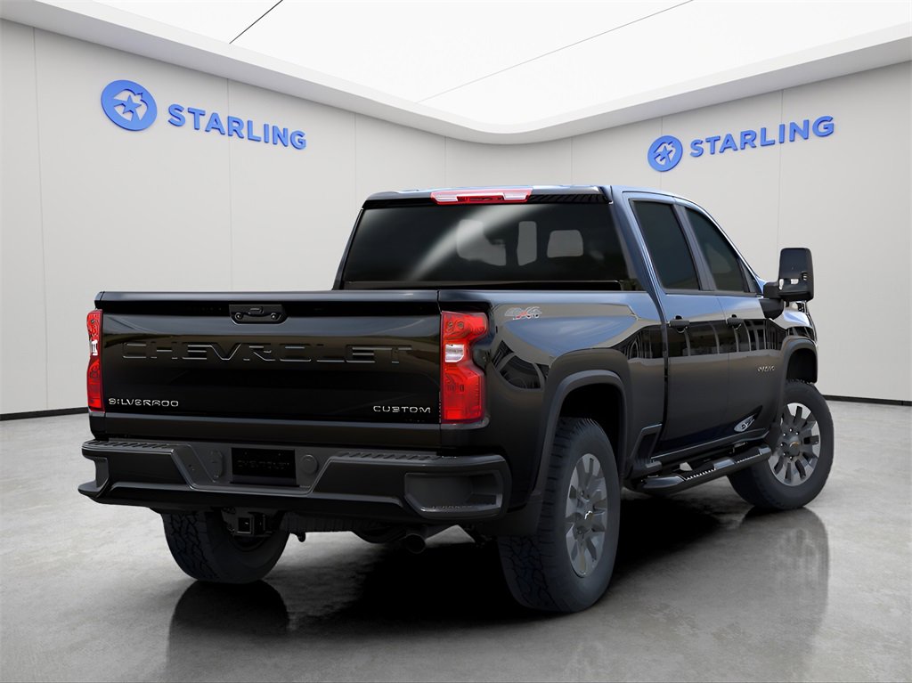 Used 2025 Chevrolet Silverado 2500 Custom w/ Custom Convenience Package image 4