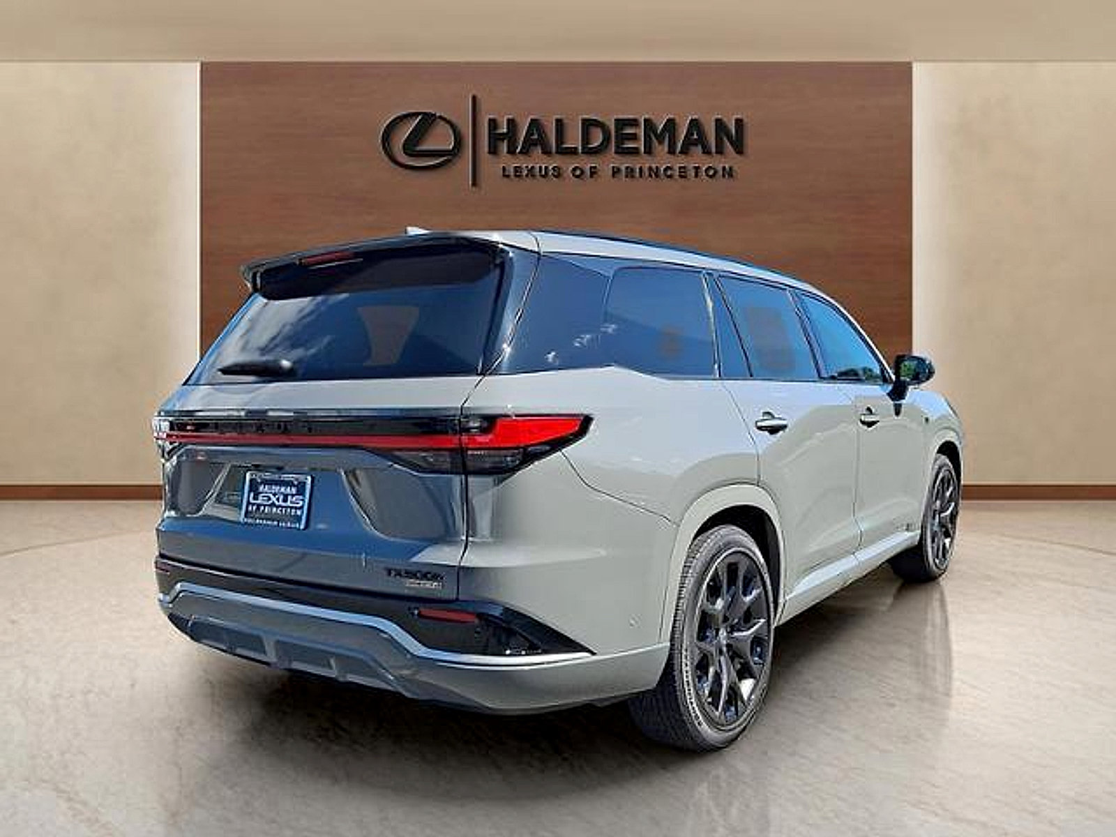 New 2026 Lexus TX 500h AWD w/ Technology Package image 6