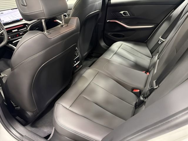 Used 2025 BMW 330i xDrive Sedan image 30
