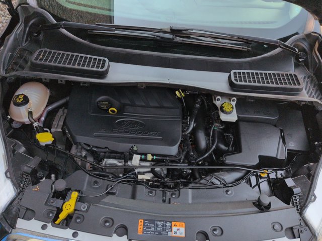 Used 2017 Ford Escape SE w/ SE Cold Weather Package AWD/4WD image 28