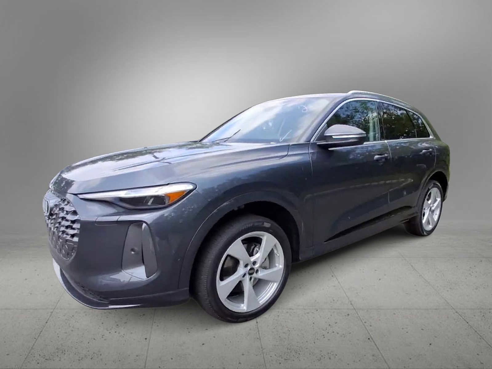 New 2025 Audi Q5 Premium Plus image 4