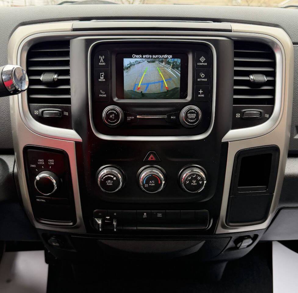 Used 2018 RAM 2500 SLT image 17